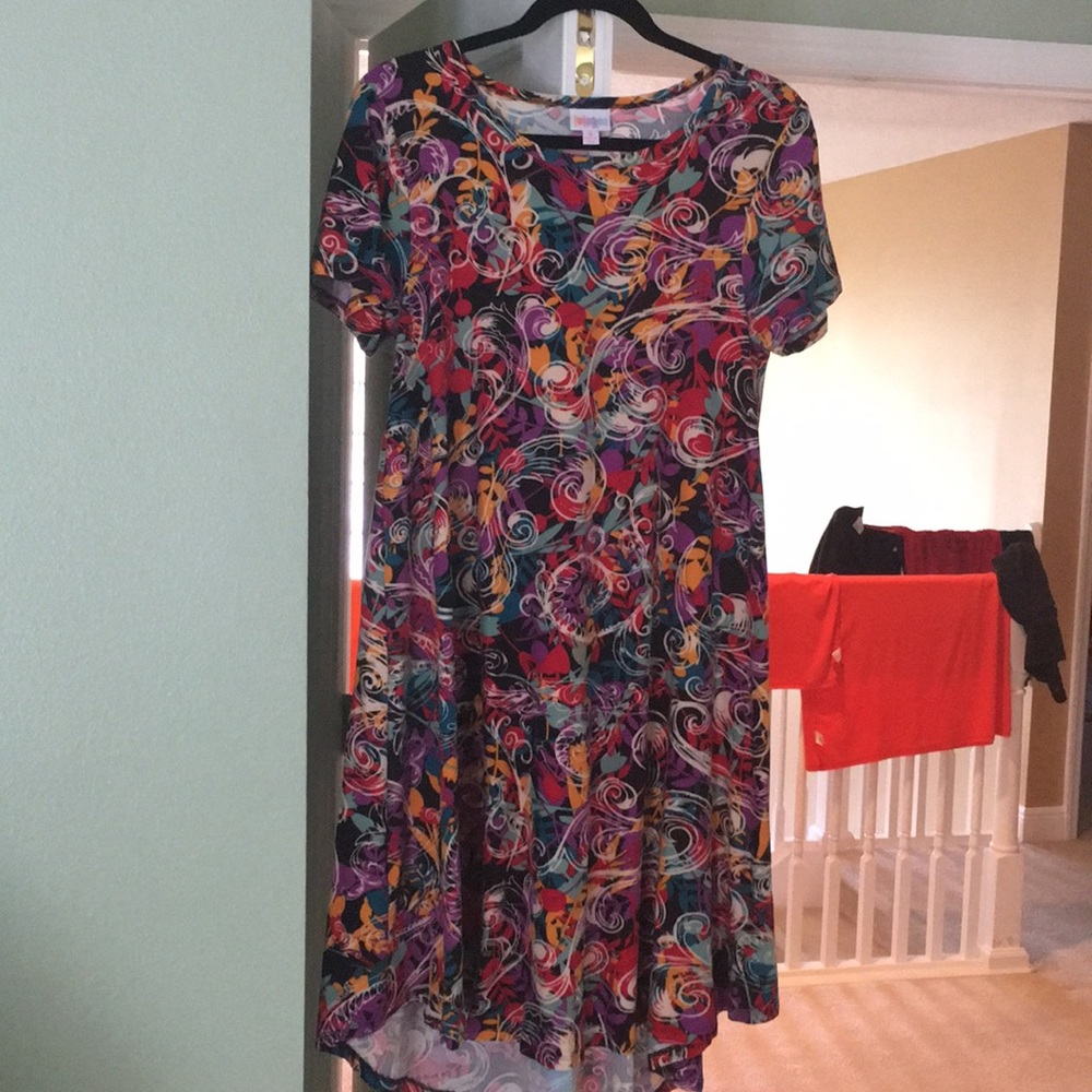 Lularoe Carly Dress size S. Legging material! EUC